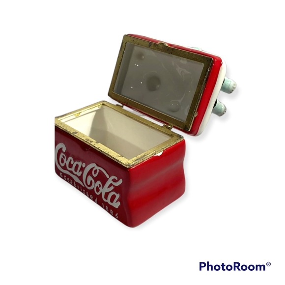 Vintage Collectibles Coca Cola Jewerly Ceramic Box - Picture 3 of 10